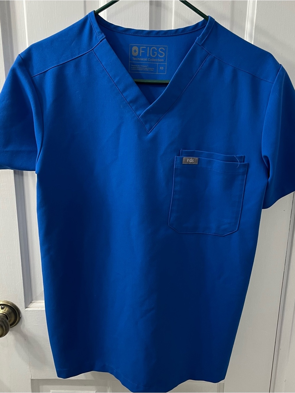 FIGS Royal Blue Scrub Set Women's XS Catarina One-Pocket Top & Zamora Joggers - Picture 3 of 9